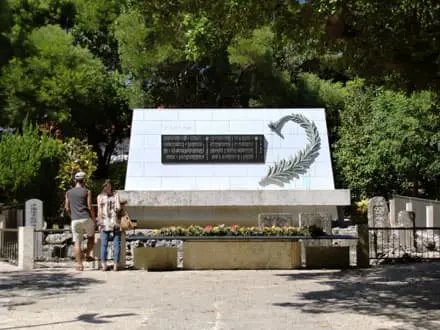 沖縄南部戦跡 バスツアー