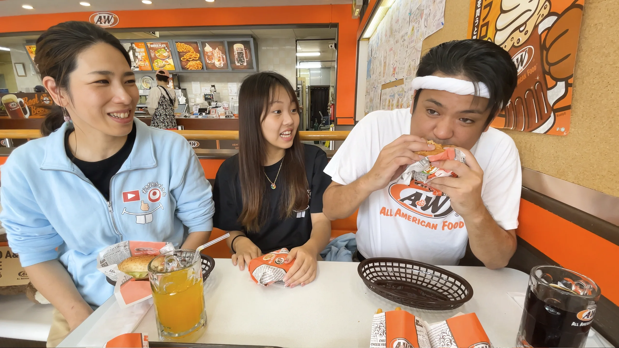 A&W沖縄 人気No.1のモッツァバーガー