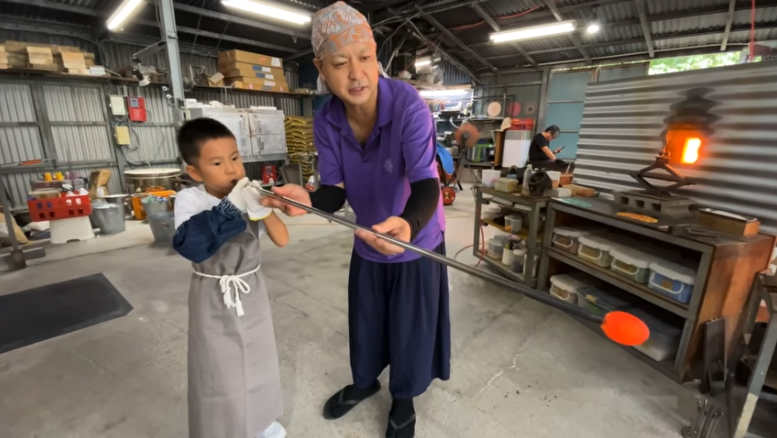 琉球ガラスてぃだ工房体験