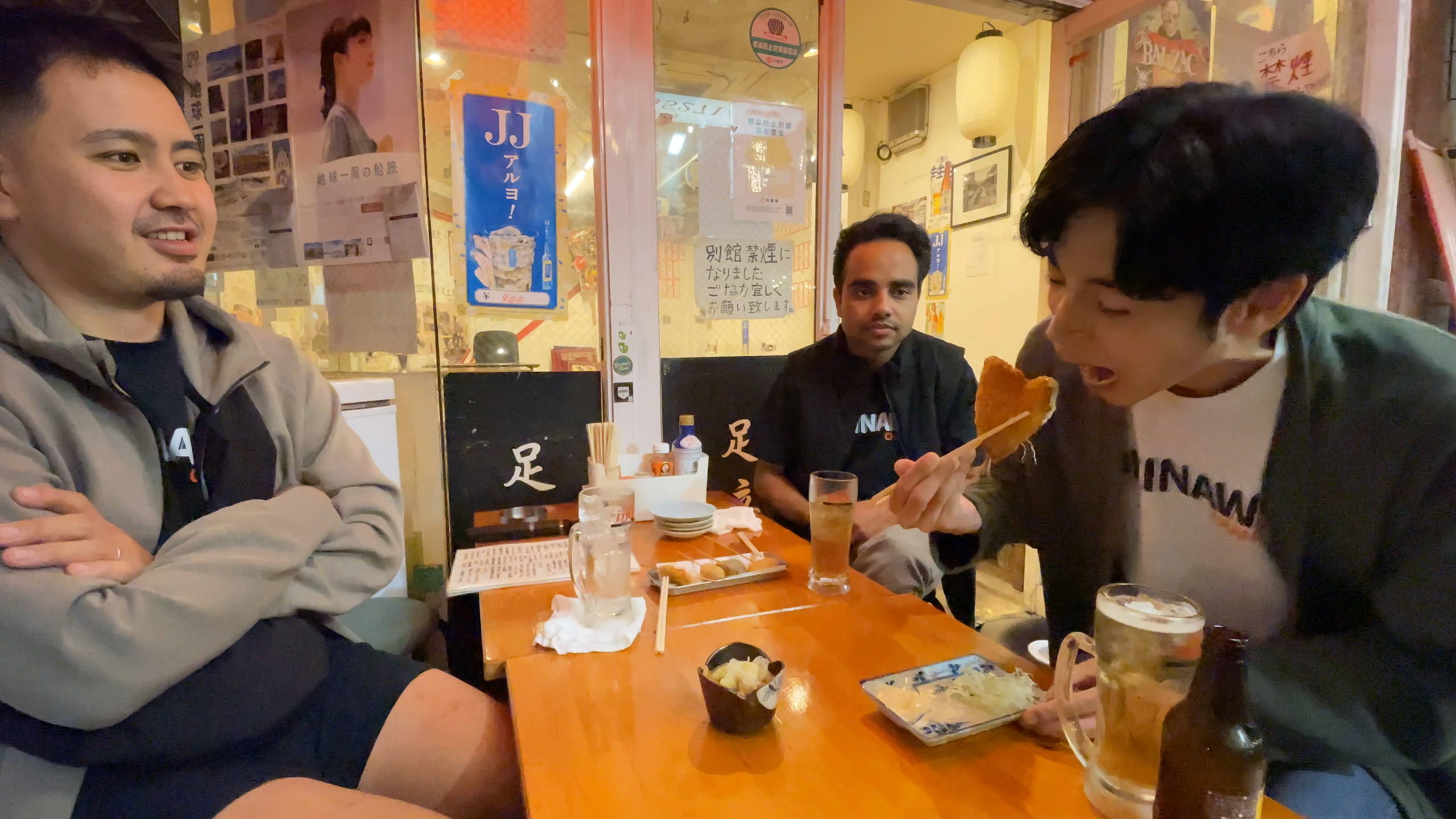 ザクザクの衣とフワフワの白身がたまらない巨大なアジフライ