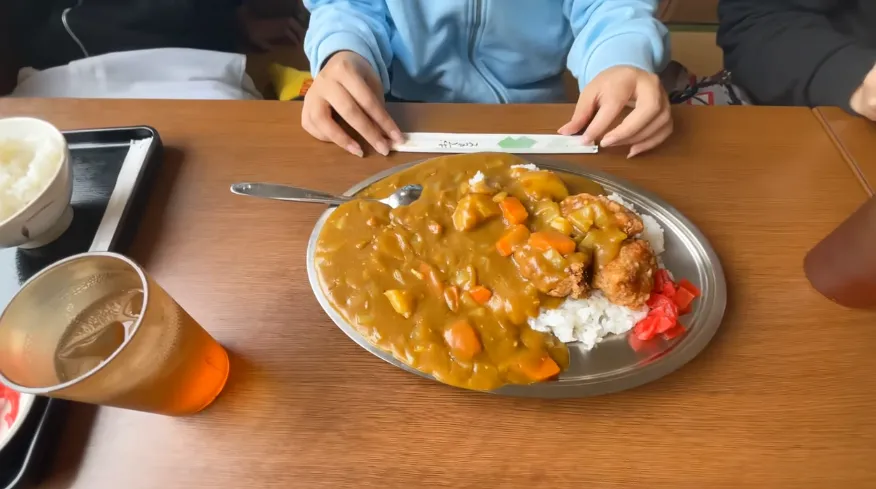 軽食の店ルビー_チキンカレー