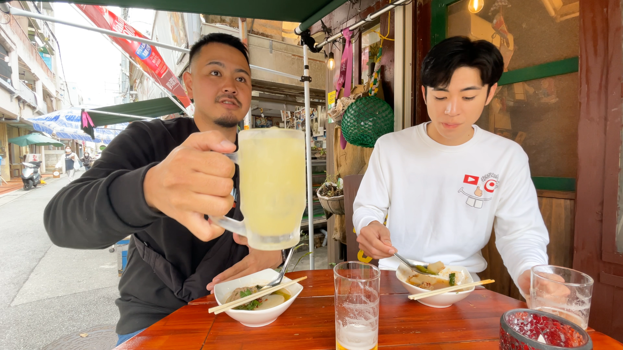 スパイシーなスープと肉団子の旨味が絶品なエスニック肉団子