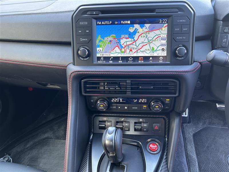 GT-R インテリア コックピット