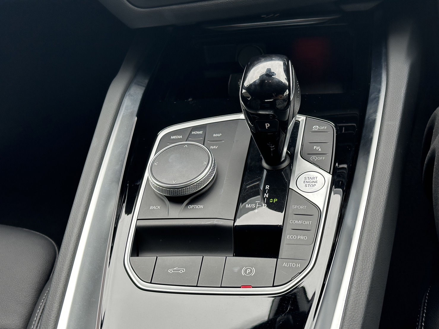 BMW Z4 サイドビュー