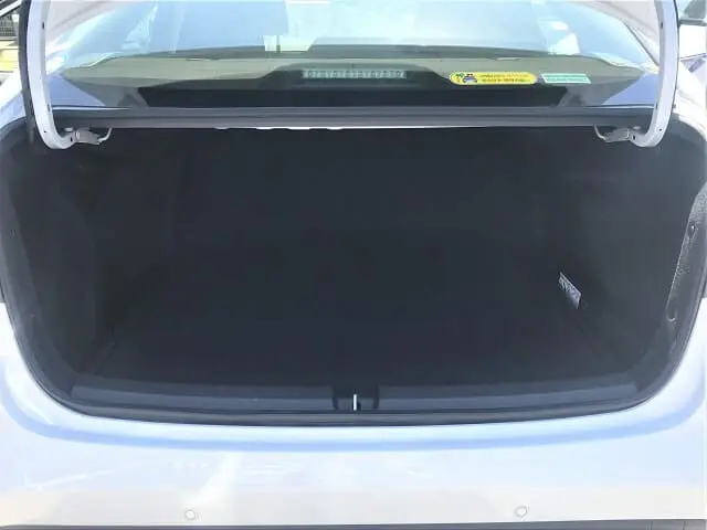 荷室空間