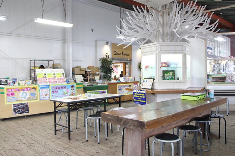 森のガラス館｜工房内のスペース