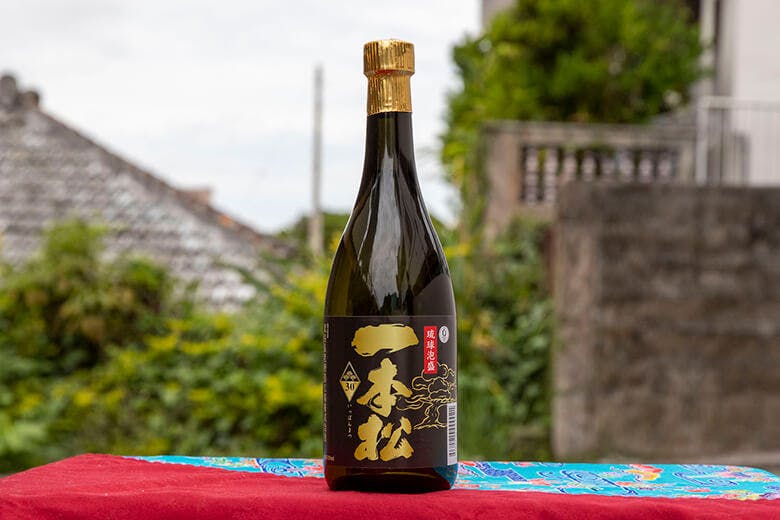 本場泡盛 43 本場泡盛 北谷 長老 古酒 13年 1800ml 1.8L 43度